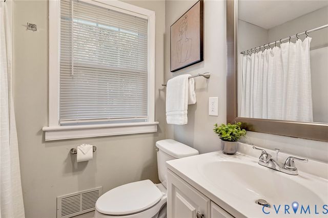 2807 Rothland Dr, Henrico, VA 23294