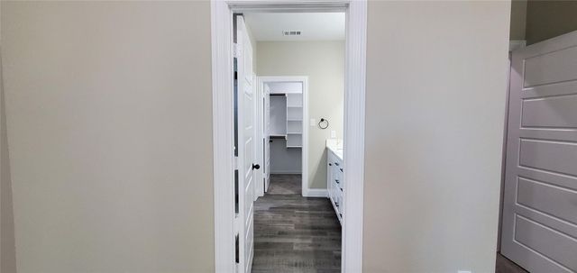 2102 N O Connor Road, Irving, TX 75061