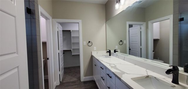 2102 N O Connor Road, Irving, TX 75061