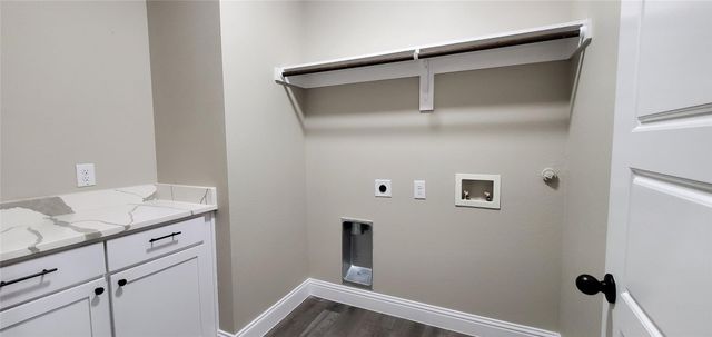 2102 N O Connor Road, Irving, TX 75061