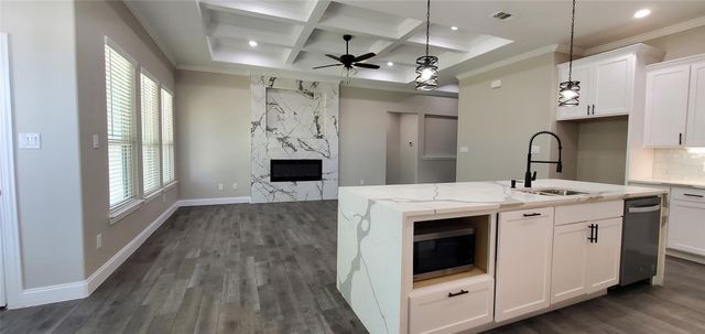 2102 N O Connor Road, Irving, TX 75061