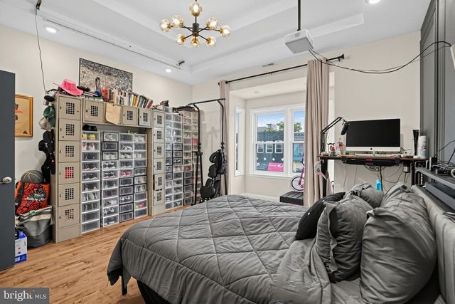 5221 WALNUT ST, Philadelphia, PA 19139