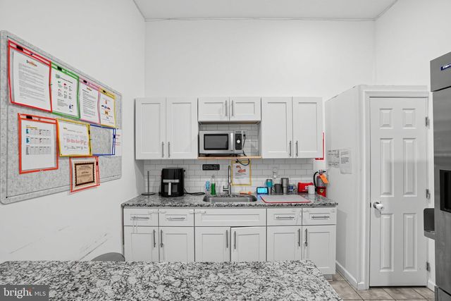 5221 WALNUT ST, Philadelphia, PA 19139
