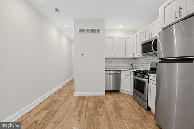 5221 WALNUT ST, Philadelphia, PA 19139