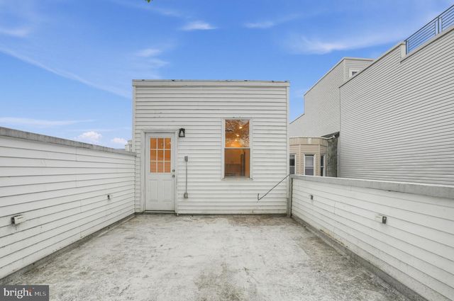 5221 WALNUT ST, Philadelphia, PA 19139