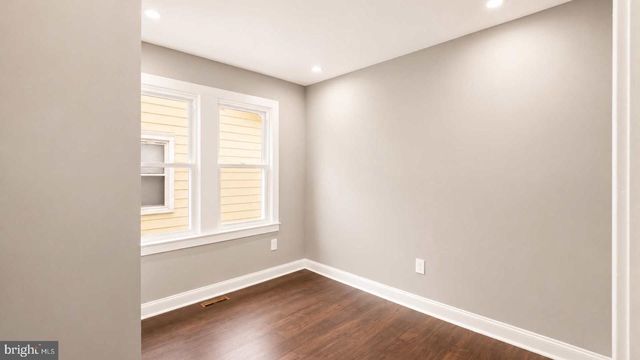 209 WOODLAWN AVE, Hamilton, NJ 08609