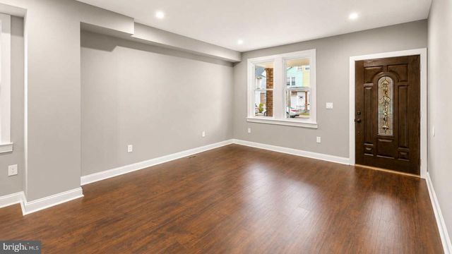 209 WOODLAWN AVE, Hamilton, NJ 08609