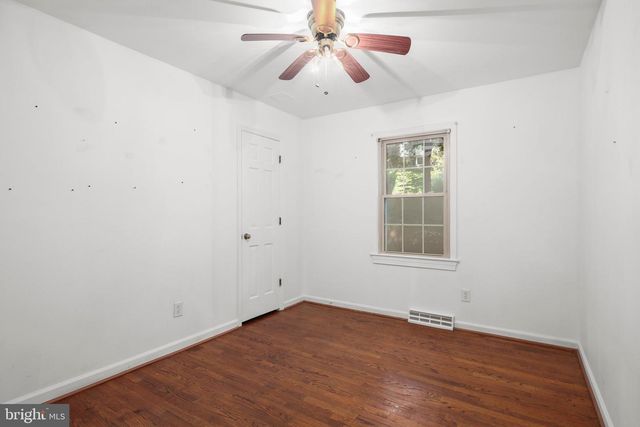 207 WILDERNESS LN, Fredericksburg, VA 22401