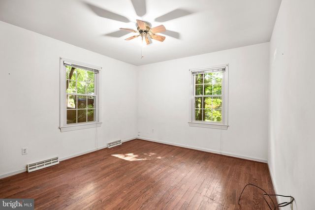 207 WILDERNESS LN, Fredericksburg, VA 22401
