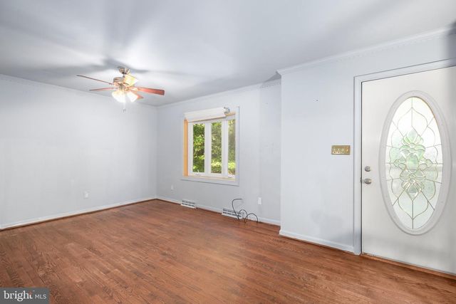 207 WILDERNESS LN, Fredericksburg, VA 22401
