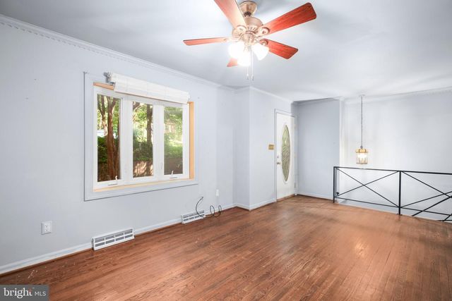 207 WILDERNESS LN, Fredericksburg, VA 22401