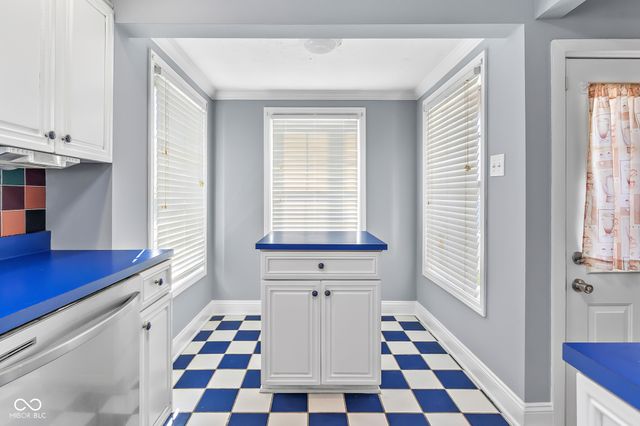 1902 14th Street, Columbus, IN 47201