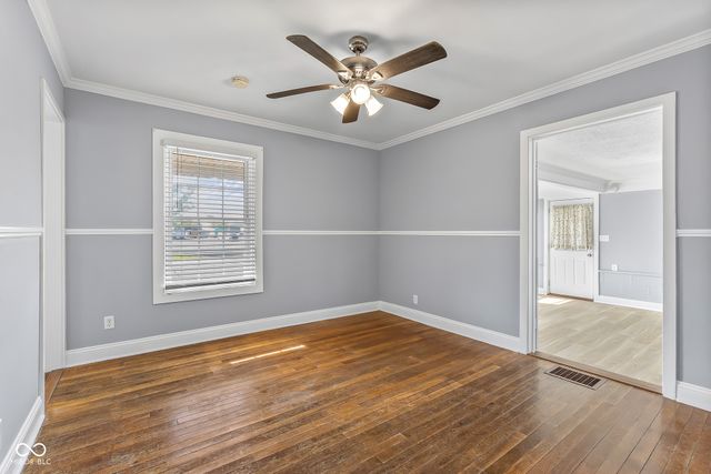 1902 14th Street, Columbus, IN 47201