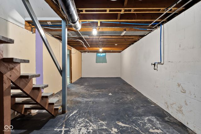1902 14th Street, Columbus, IN 47201