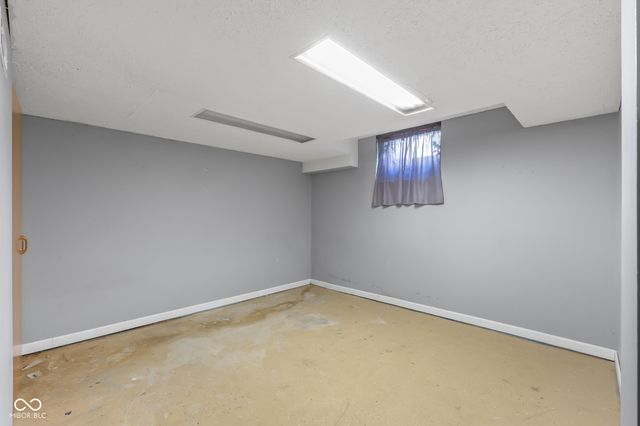1902 14th Street, Columbus, IN 47201