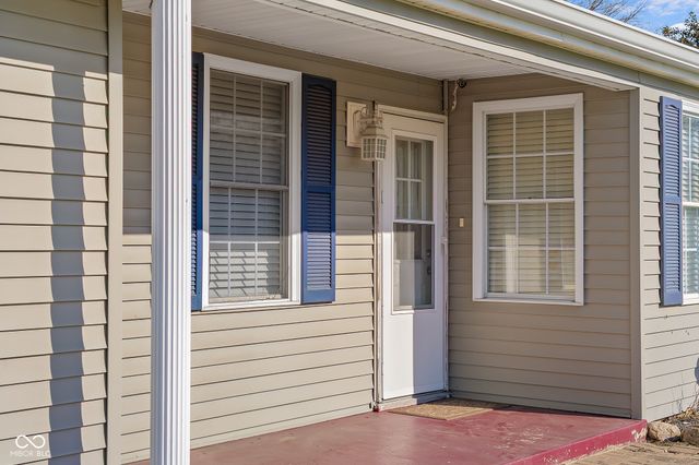 1902 14th Street, Columbus, IN 47201