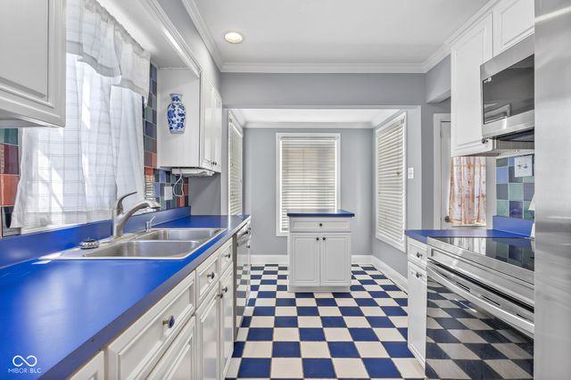 1902 14th Street, Columbus, IN 47201