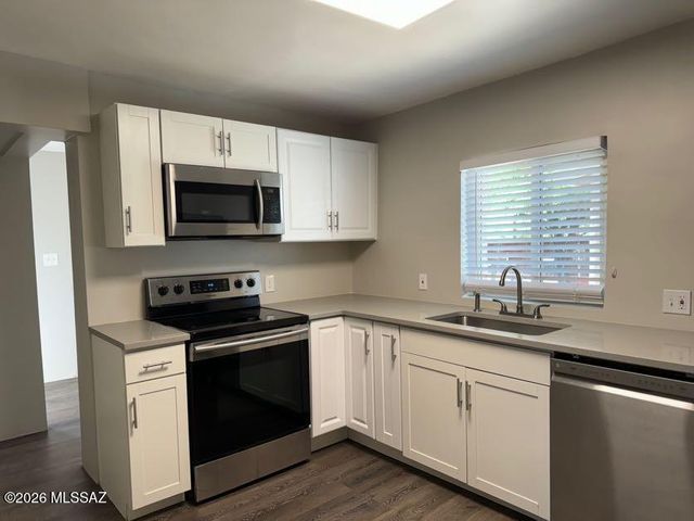 221 W University Boulevard, Tucson, AZ 85705