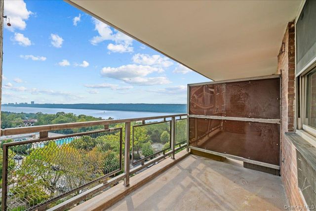 5800 Arlington Avenue 11T, Bronx, NY 10471