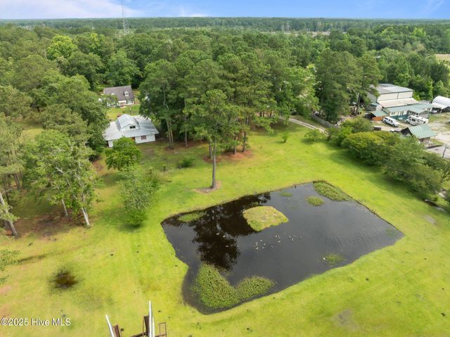 4967 E Nc 24 Highway, Beulaville, NC 28518