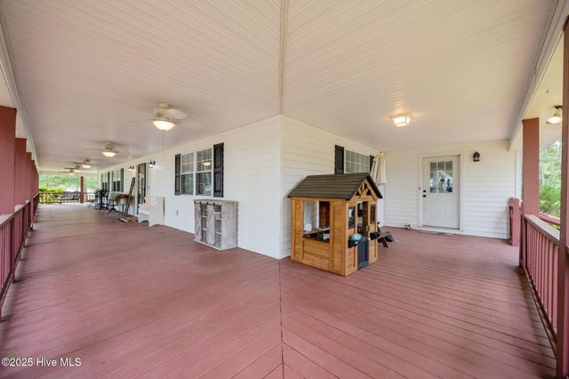 4967 E Nc 24 Highway, Beulaville, NC 28518