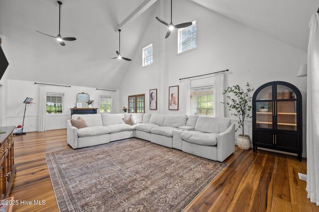 4967 E Nc 24 Highway, Beulaville, NC 28518