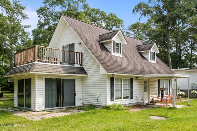4967 E Nc 24 Highway, Beulaville, NC 28518