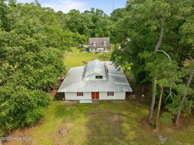 4967 E Nc 24 Highway, Beulaville, NC 28518