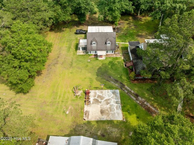 4967 E Nc 24 Highway, Beulaville, NC 28518