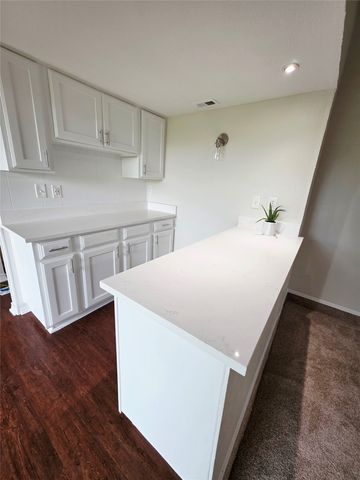 6101 Greenlawn Street, Rowlett, TX 75088