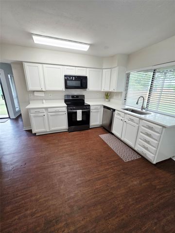 6101 Greenlawn Street, Rowlett, TX 75088