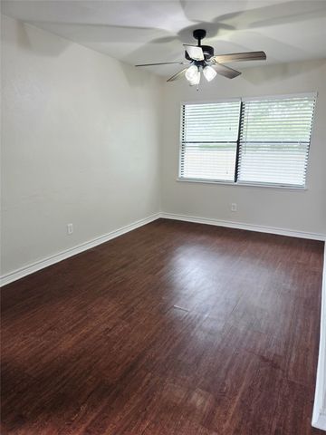 6101 Greenlawn Street, Rowlett, TX 75088