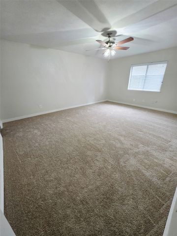 6101 Greenlawn Street, Rowlett, TX 75088