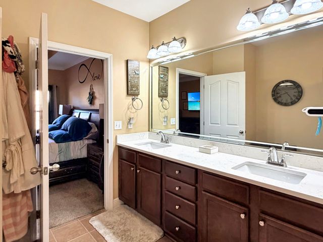 404 Wych Circle, Crestview, FL 32536