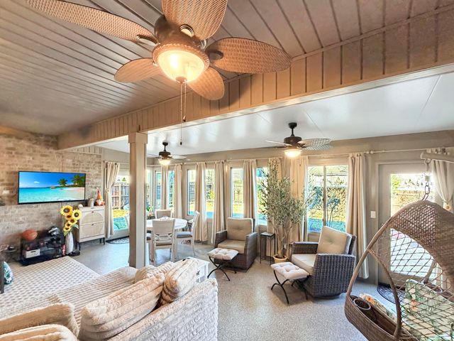 404 Wych Circle, Crestview, FL 32536