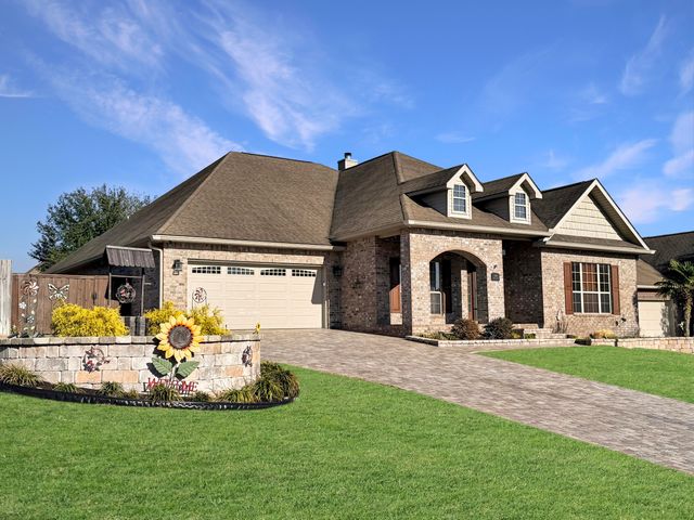 404 Wych Circle, Crestview, FL 32536