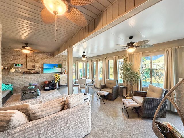 404 Wych Circle, Crestview, FL 32536