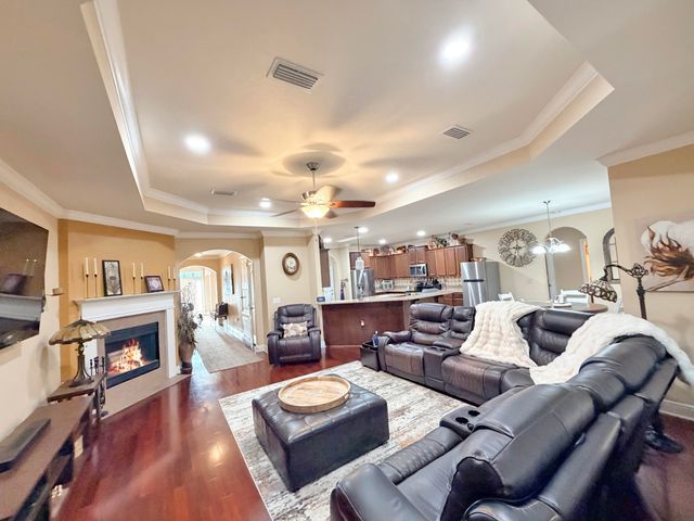 404 Wych Circle, Crestview, FL 32536