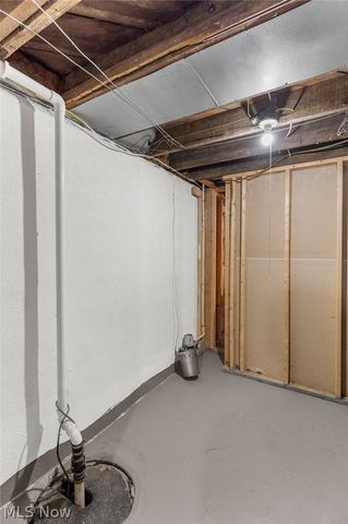 272 Outlook Avenue, Youngstown, OH 44504
