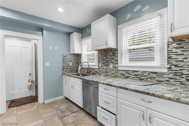272 Outlook Avenue, Youngstown, OH 44504