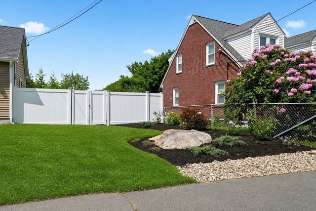 23 Benson Avenue, Framingham, MA 01702