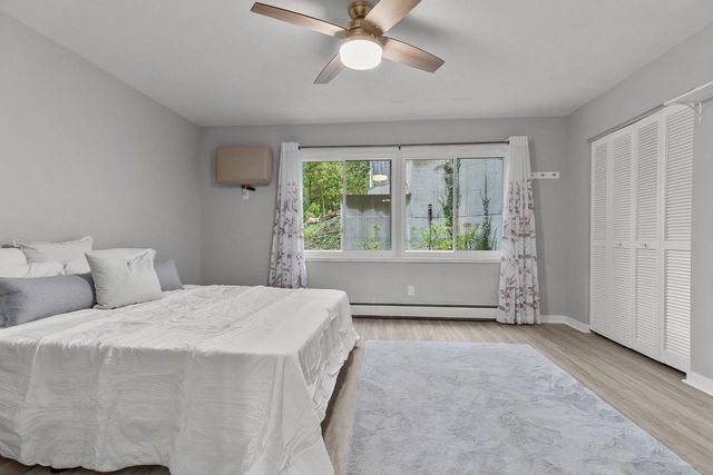 10 GREEN BAY COURT #105, Appleton, WI 54911