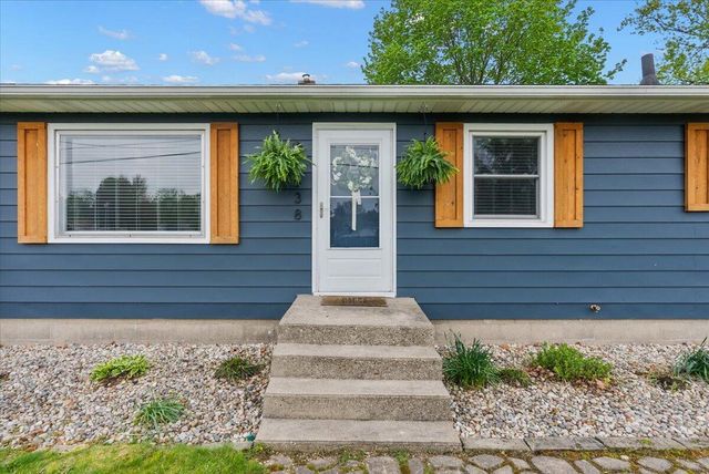 2538 Rosewood Street, Jenison, MI 49428