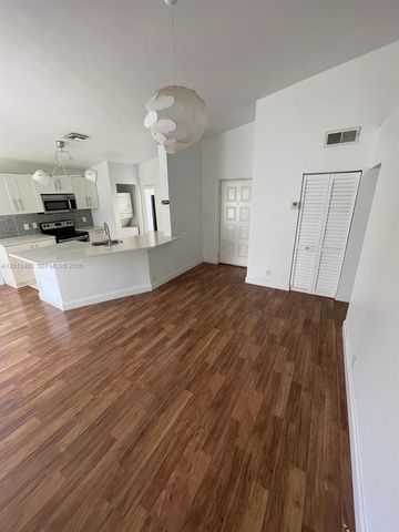 9999 Summerbreeze Dr 212, Sunrise, FL 33322