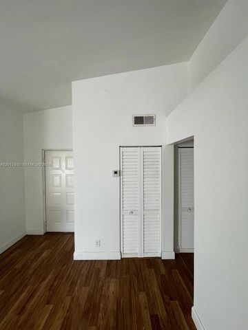 9999 Summerbreeze Dr 212, Sunrise, FL 33322