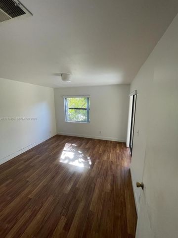 9999 Summerbreeze Dr 212, Sunrise, FL 33322