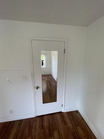 9999 Summerbreeze Dr 212, Sunrise, FL 33322