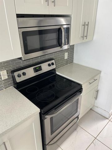 9999 Summerbreeze Dr 212, Sunrise, FL 33322