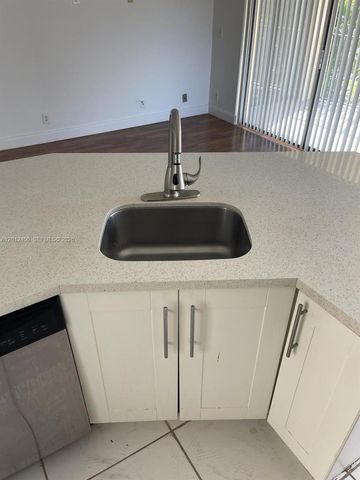 9999 Summerbreeze Dr 212, Sunrise, FL 33322