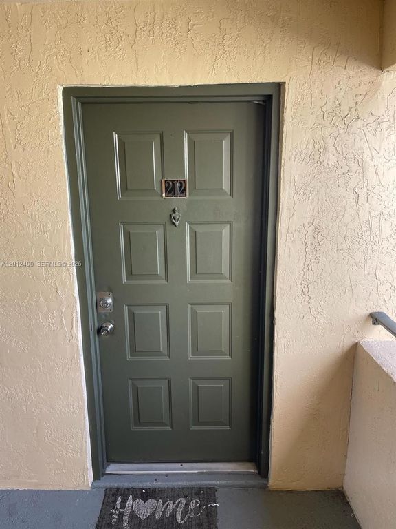 9999 Summerbreeze Dr 212, Sunrise, FL 33322